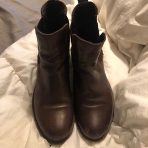 Ladies boots